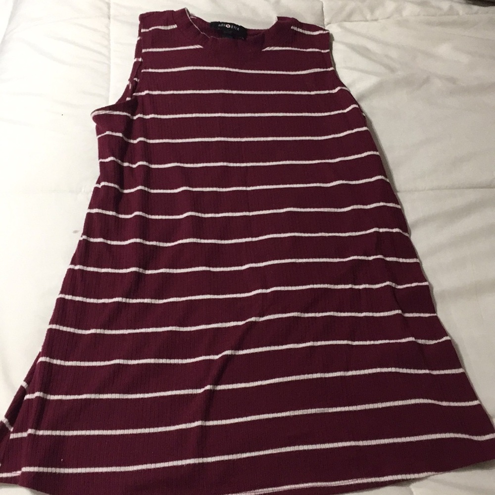 Long , dressy, maroon striped tank, youth L (14)